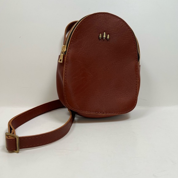 EUC! Portland Leather Sydney Sling In Nutmeg - Picture 3 of 11